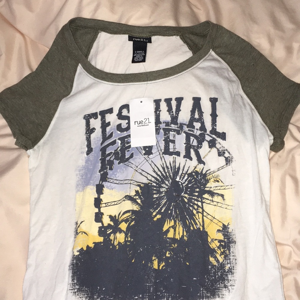 Rue 21 Graphic Tee